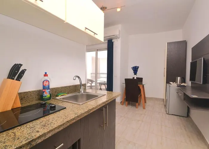 Apartment Pool View For Rent In Aqua Palms