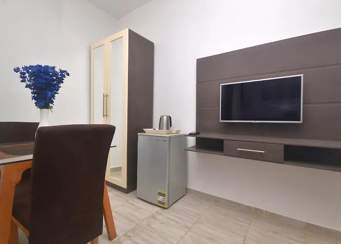 Apartment Pool View For Rent In Aqua Palms
