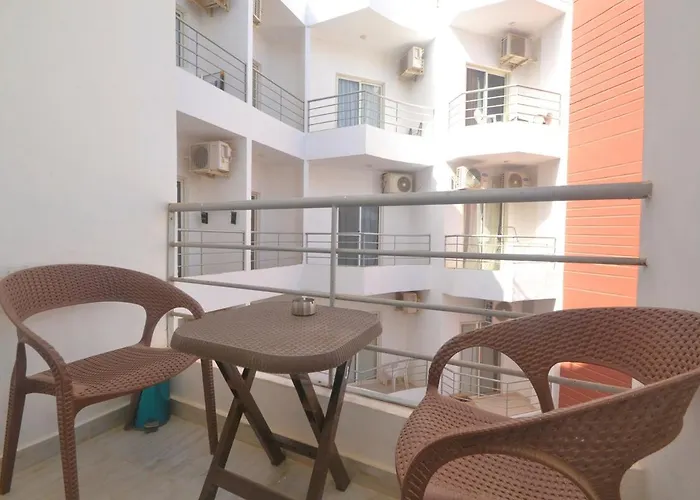 Pool View For Rent In Aqua Palms Apartment Hurghada